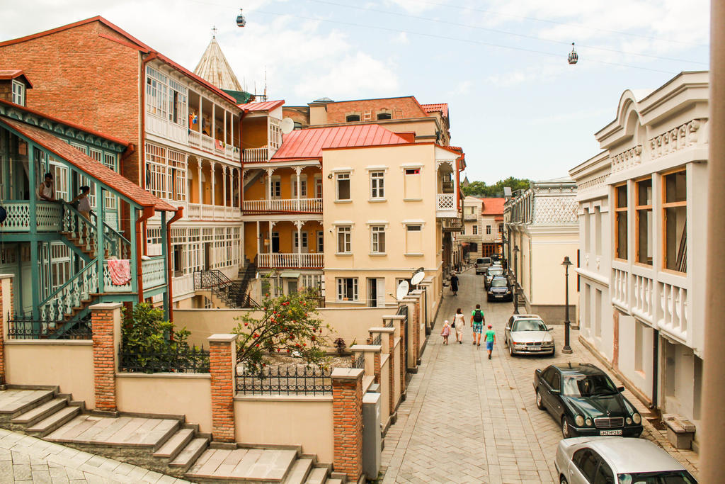 Hotel Elesa Tbilisi Exterior photo